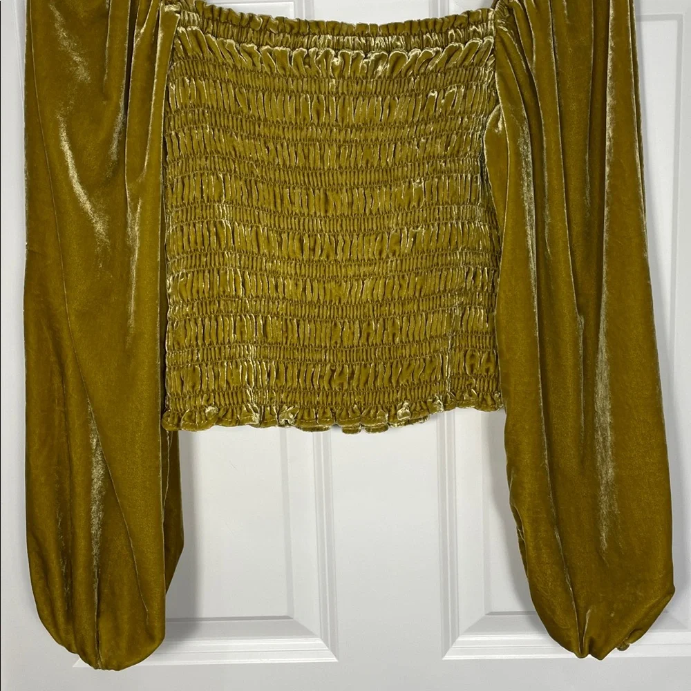 Anthropologie Puff Sleeve Velvet Blouse Medium Smocked Bodice Square Neck Gold - Picture 9 of 14